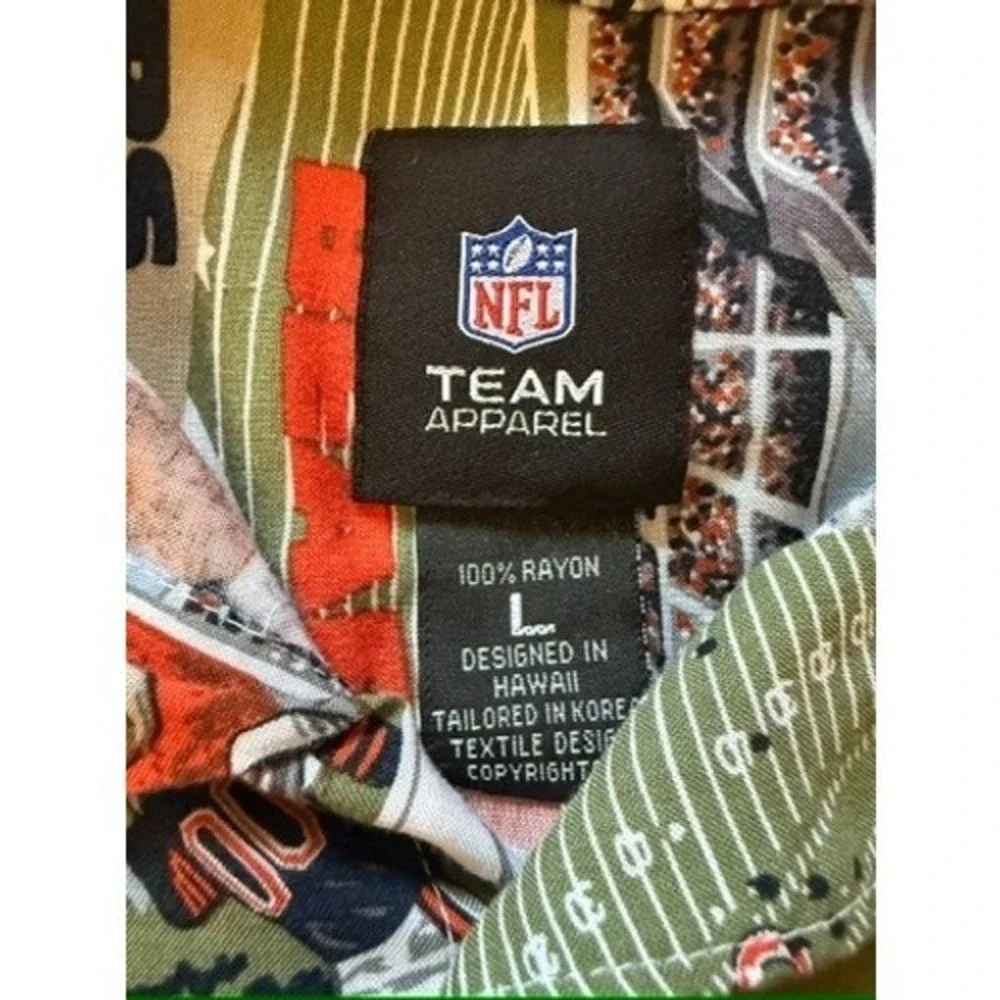 NFL Team Apparel Chicago Bears All Over Stadium‎ Print Rayon Camp Shirt Mens L